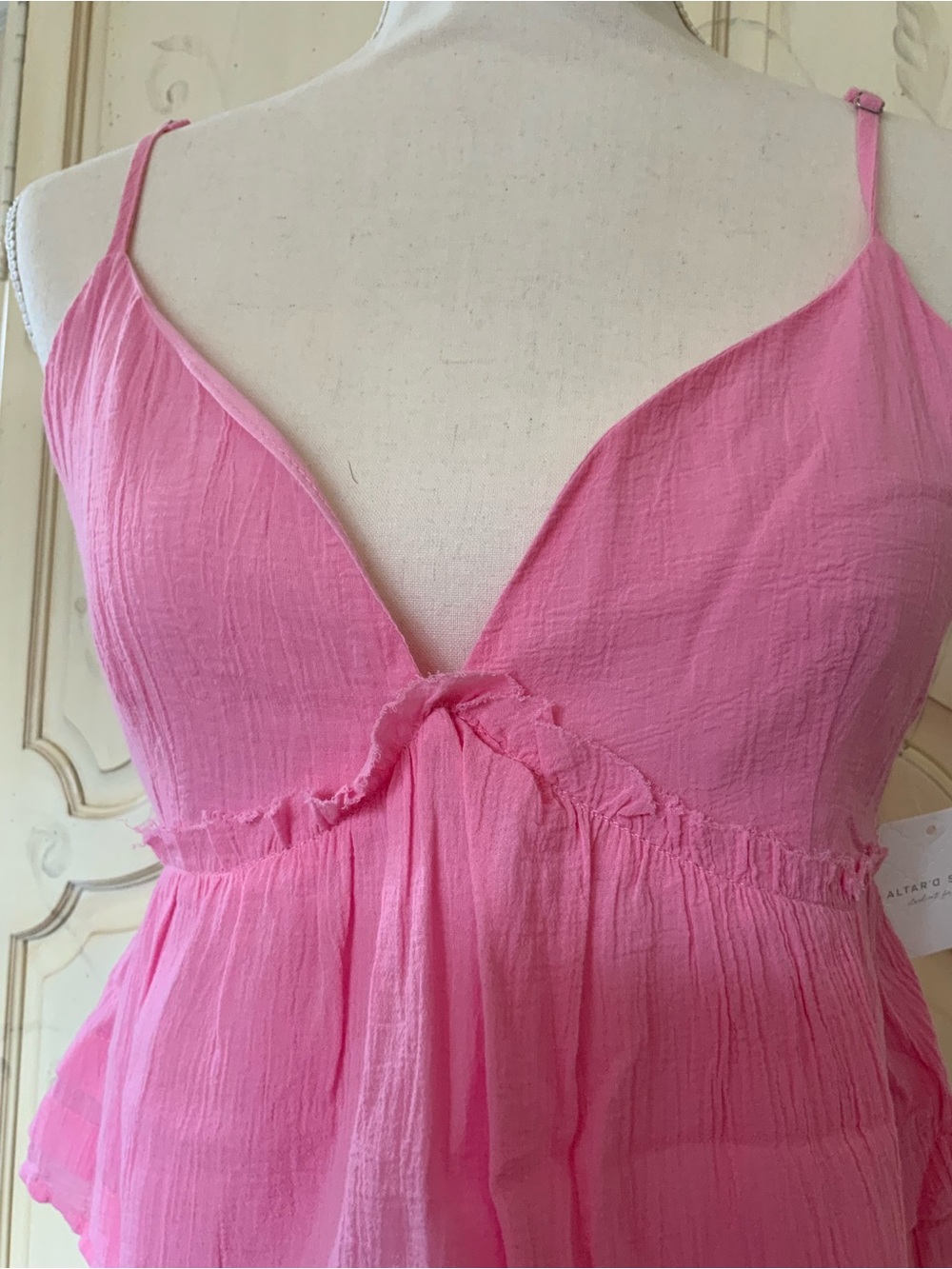 Altar’d State Pink Tiered Ruffle Spaghetti Strap Peplum NWT - Picture 7 of 7